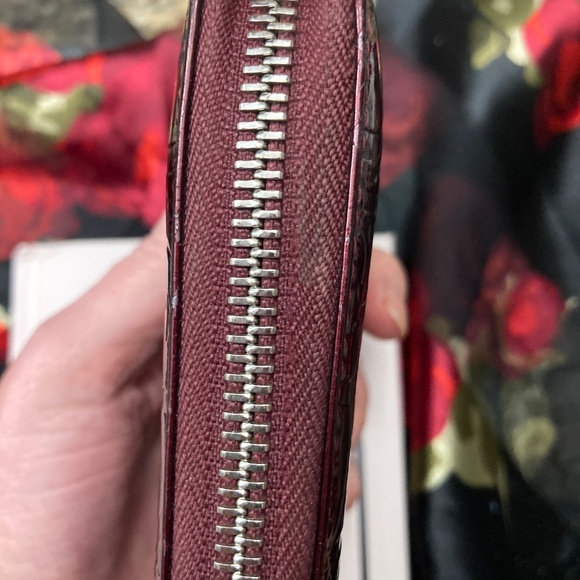 EUC Christian Dior Bordeaux long zip trotter wallet &book💕 - Picture 7 of 11
